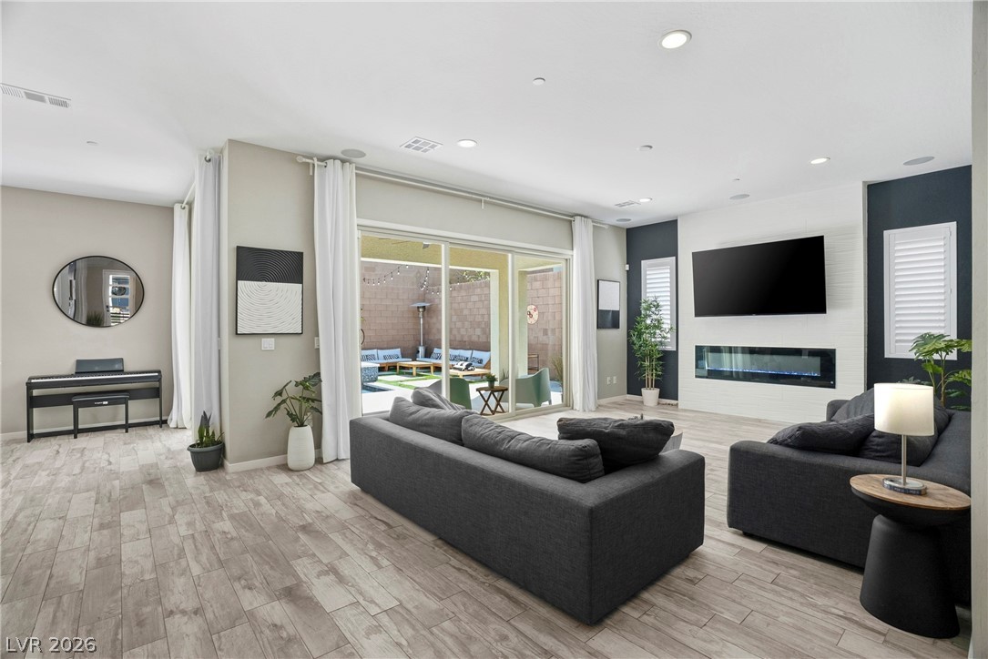 766 Glistening Light Court