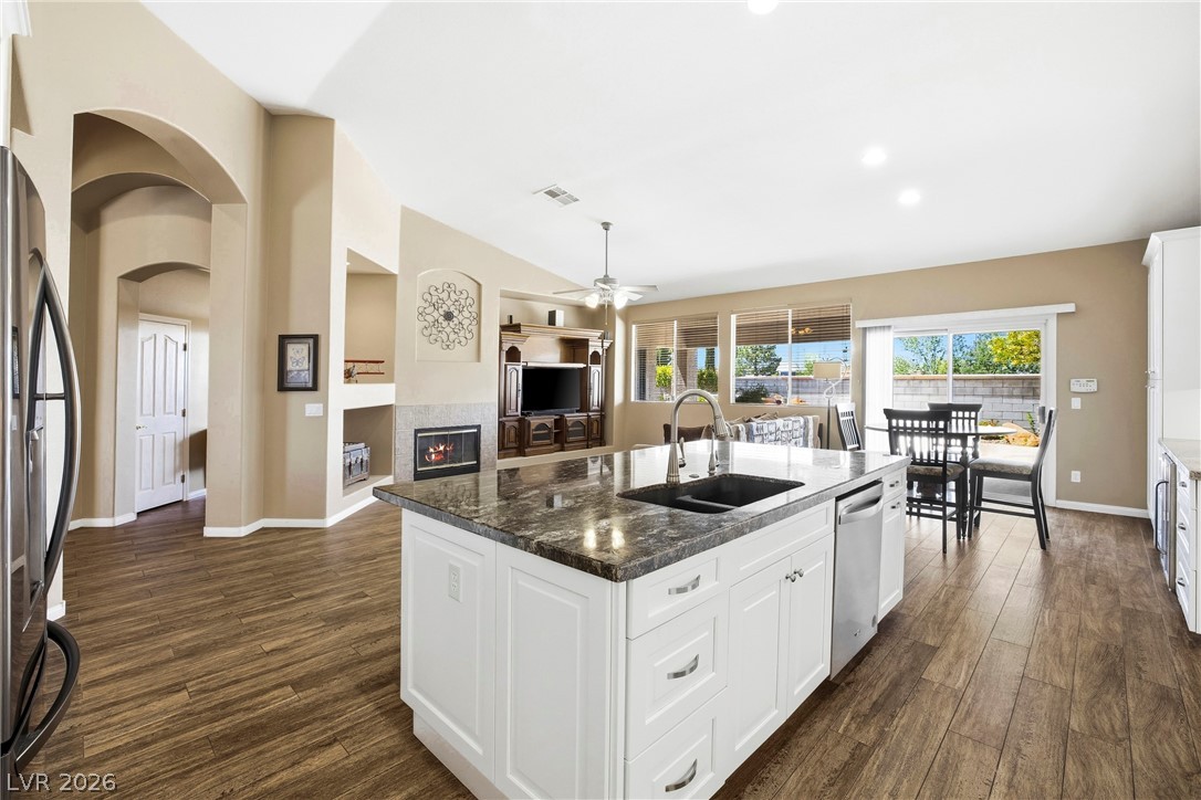 348 Quiet Harbor Drive
