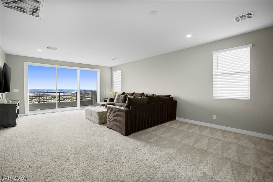 526 Faucon Court