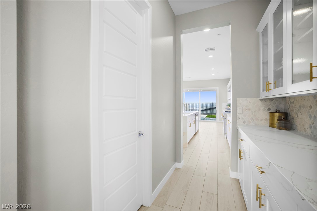 526 Faucon Court