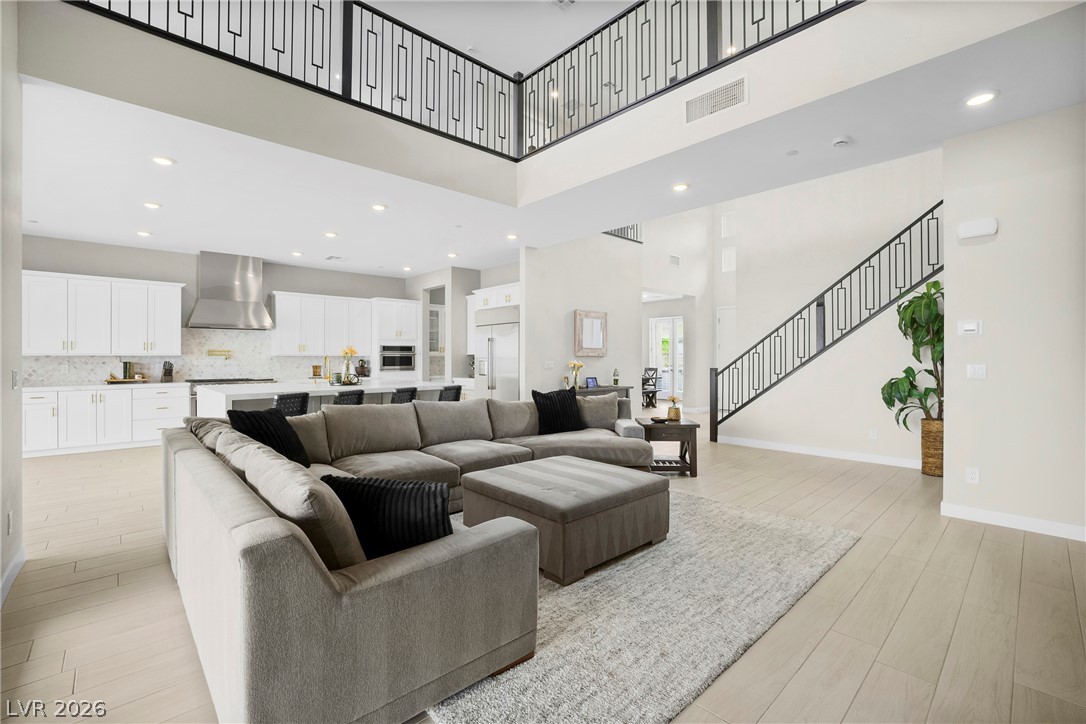 526 Faucon Court