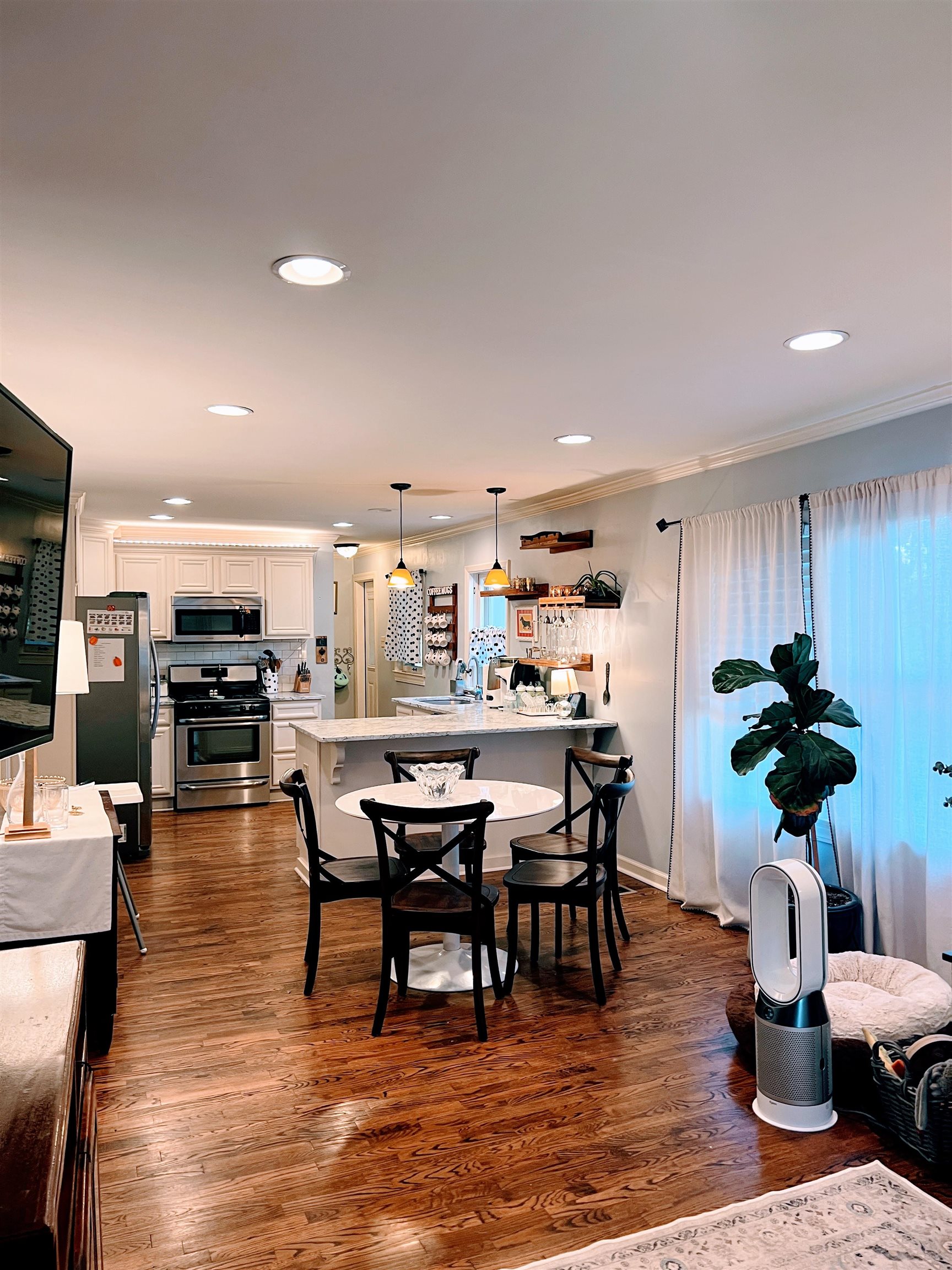 818 N Fillmore Street