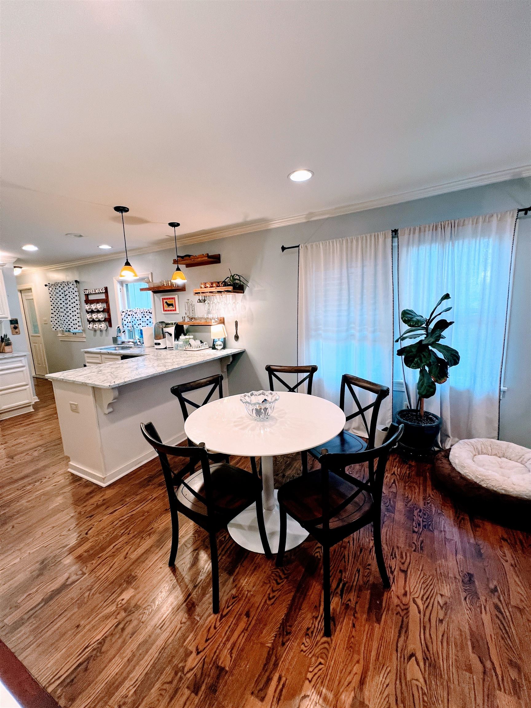 818 N Fillmore Street