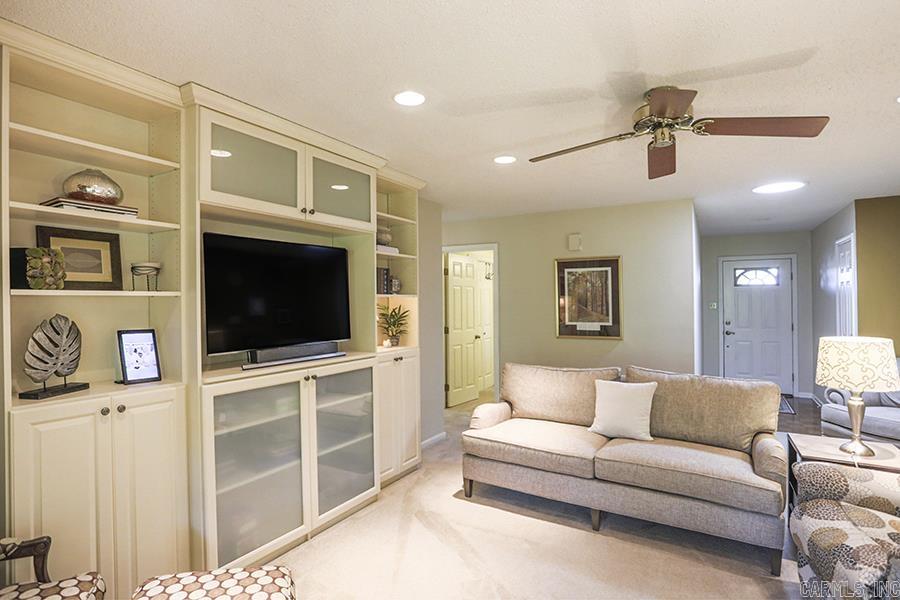 21 Forest Brook Court