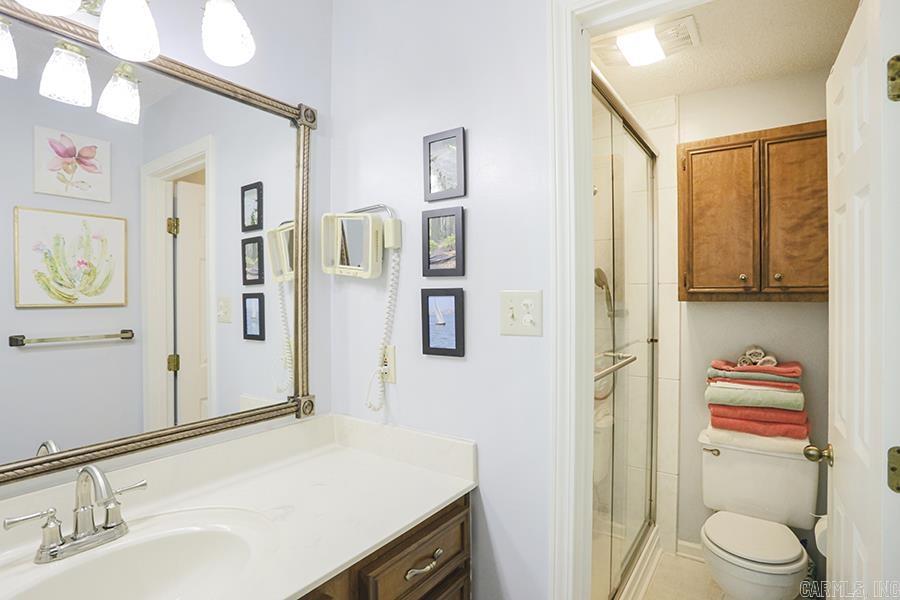 21 Forest Brook Court