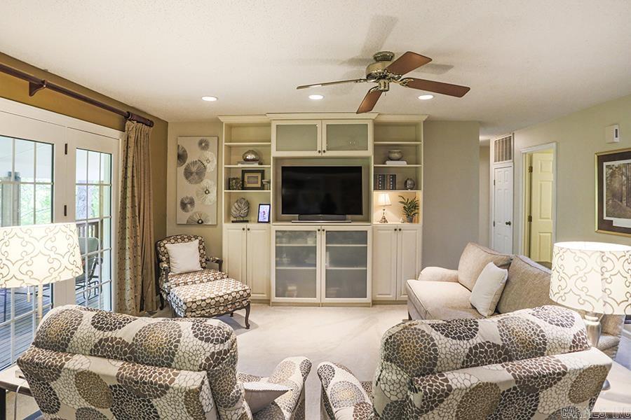 21 Forest Brook Court