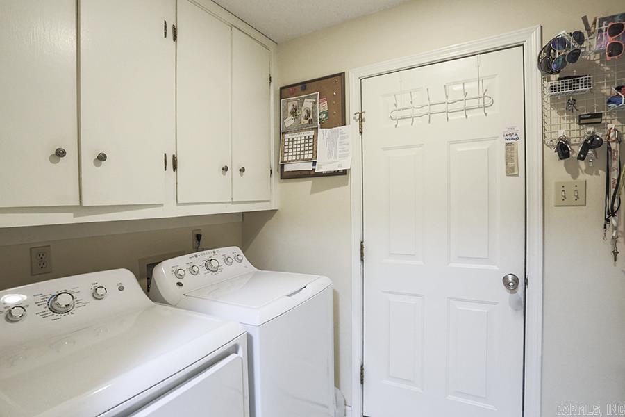 21 Forest Brook Court