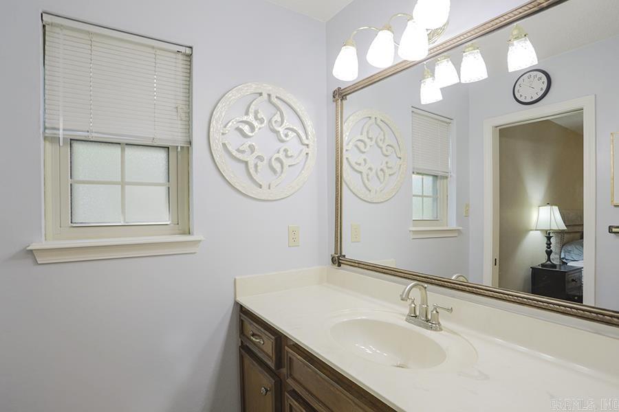 21 Forest Brook Court