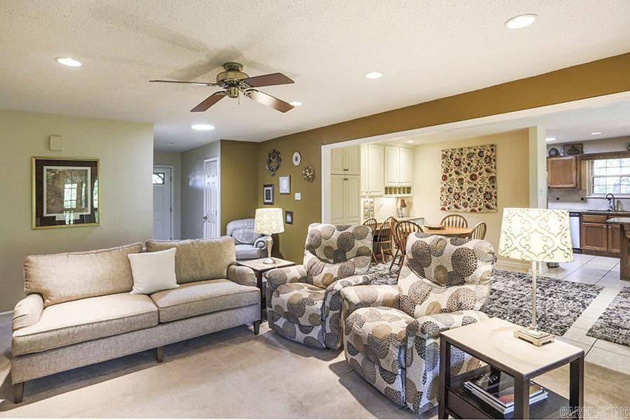 21 Forest Brook Court