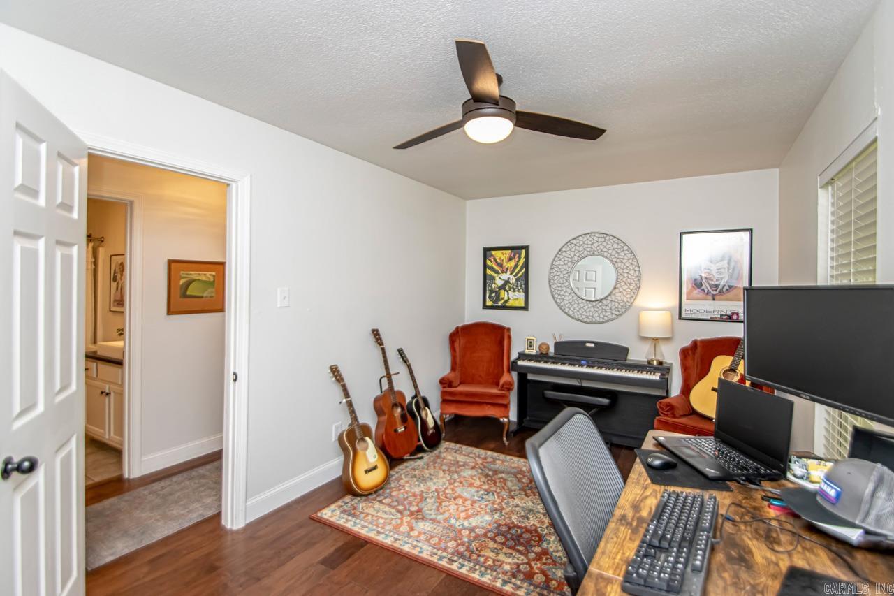 24808 Saddle Ranch Road