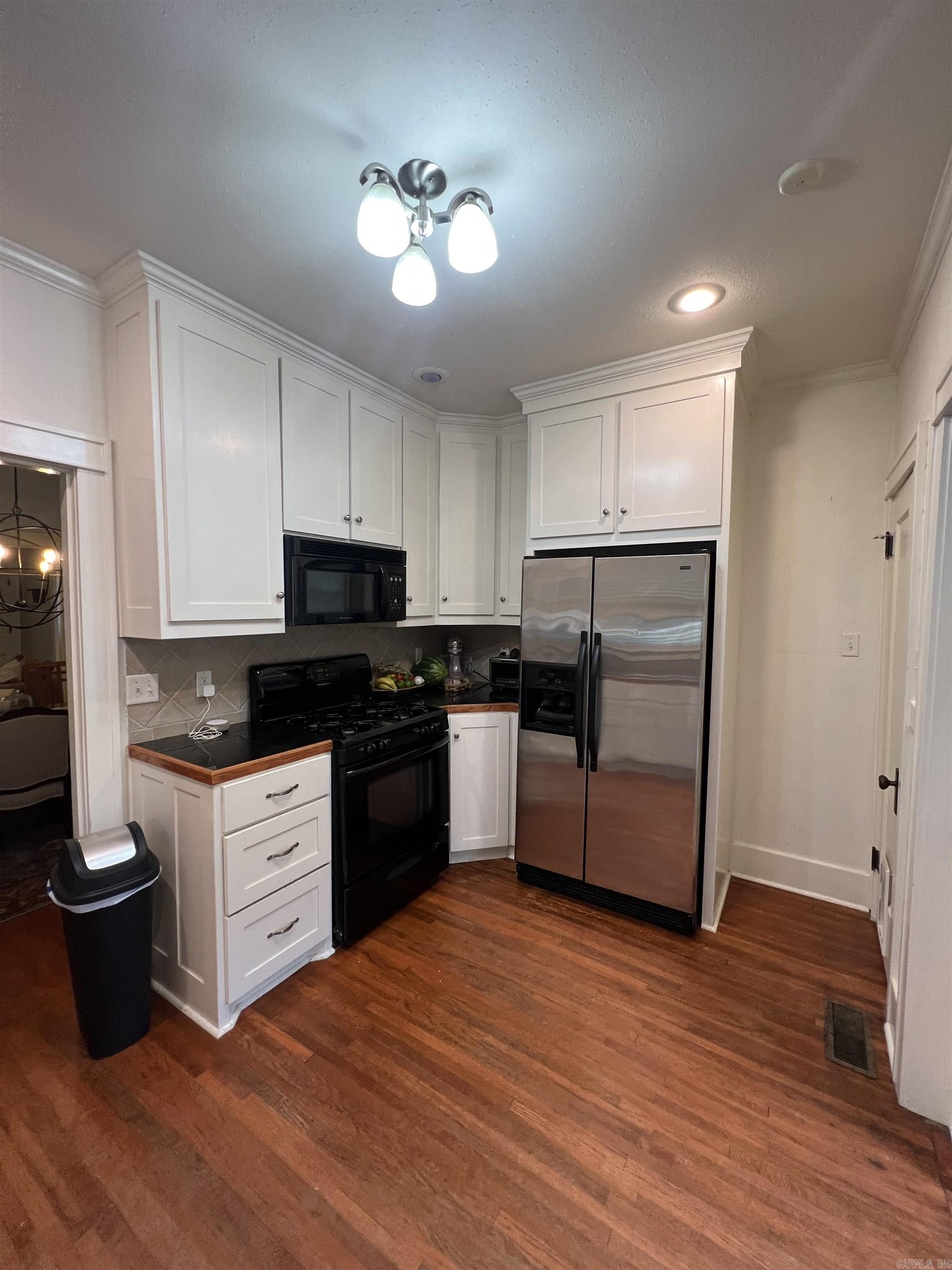 2016 N Garfield Street