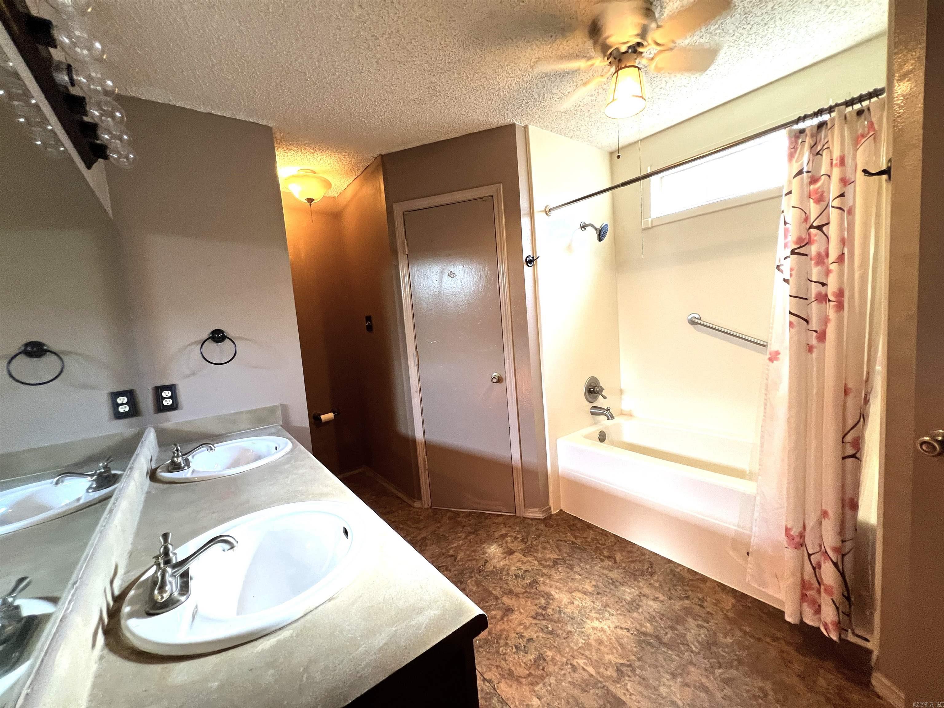 3313 Village Green Drive