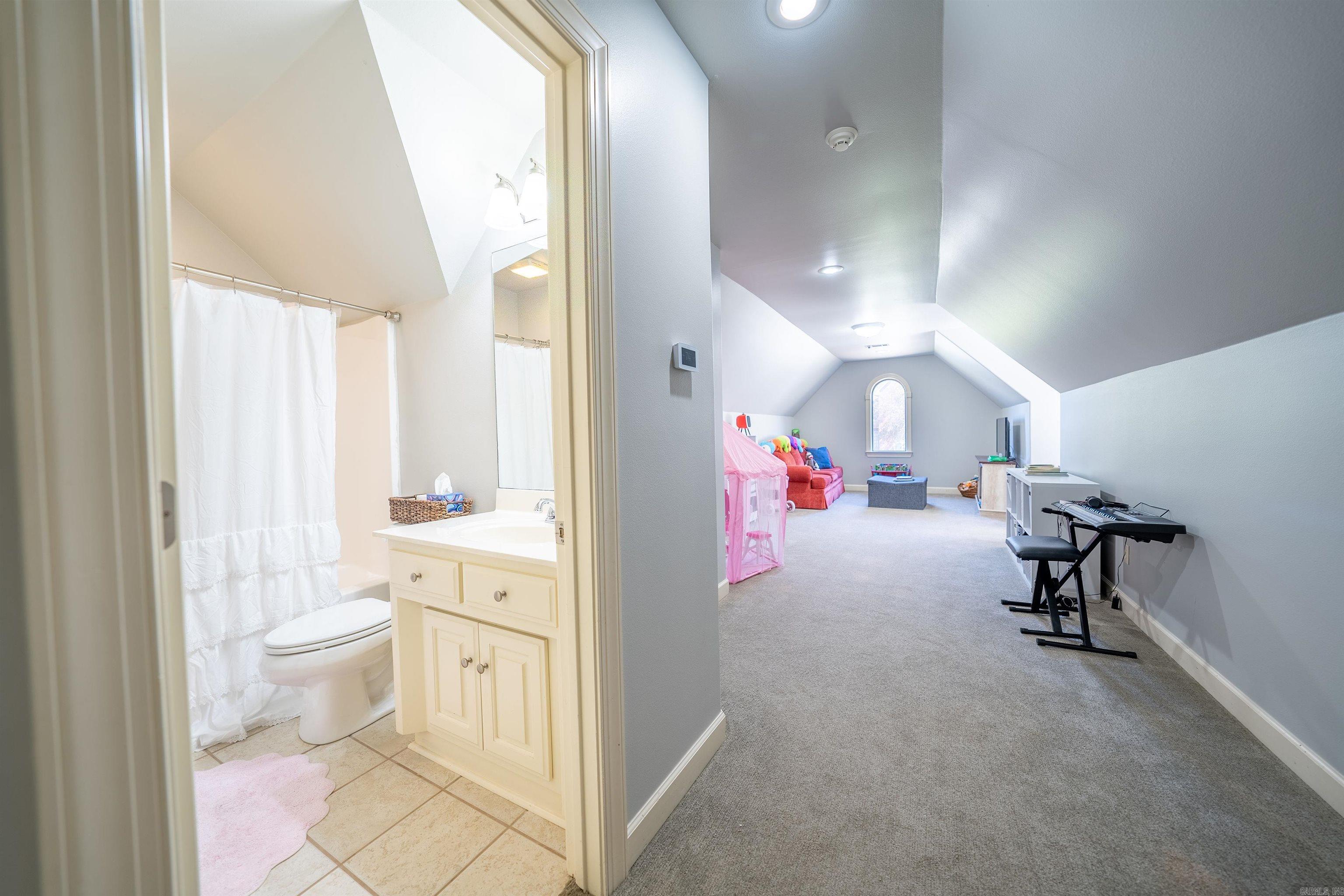 2702 Valley Park Drive