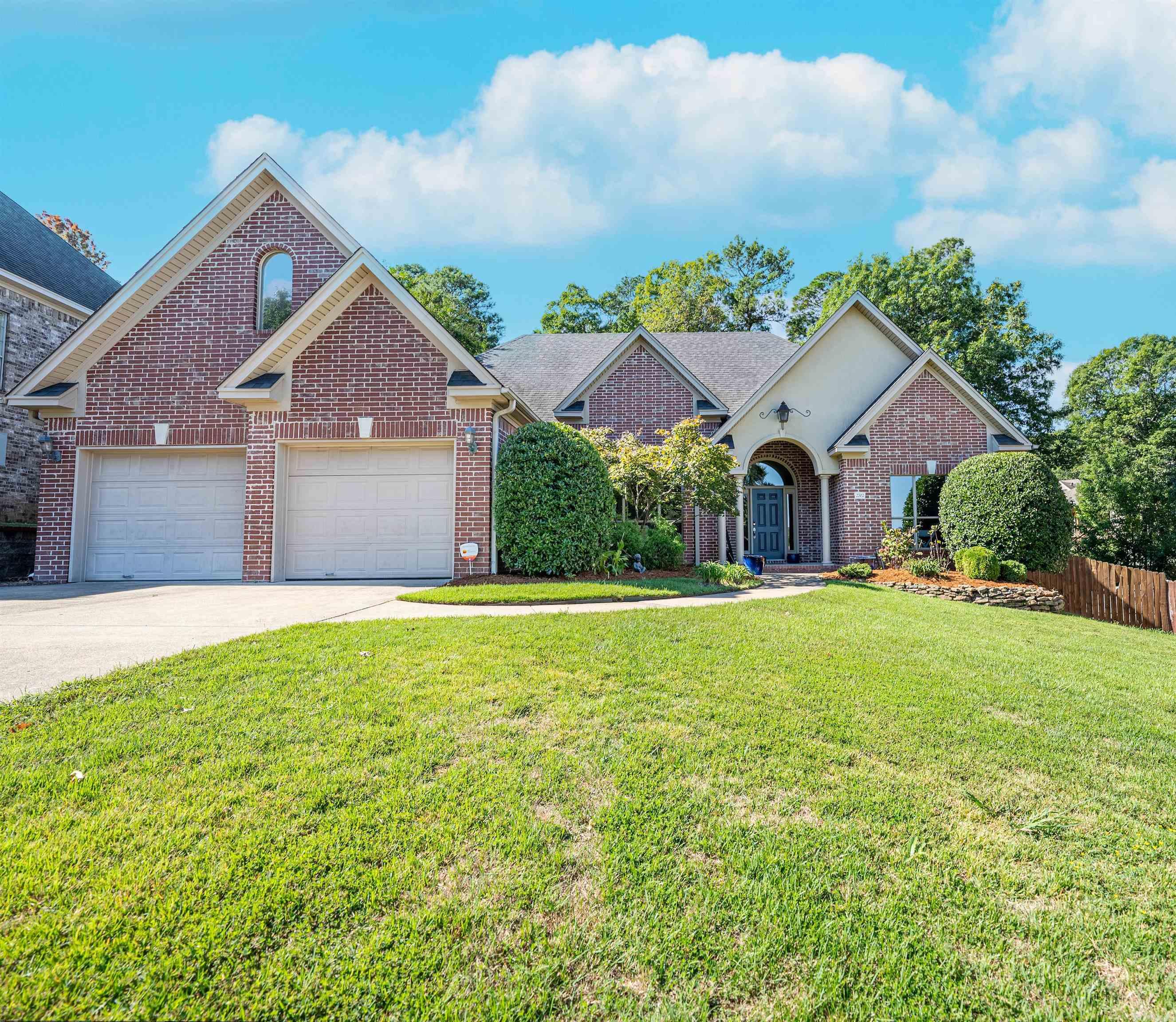 2702 Valley Park Drive