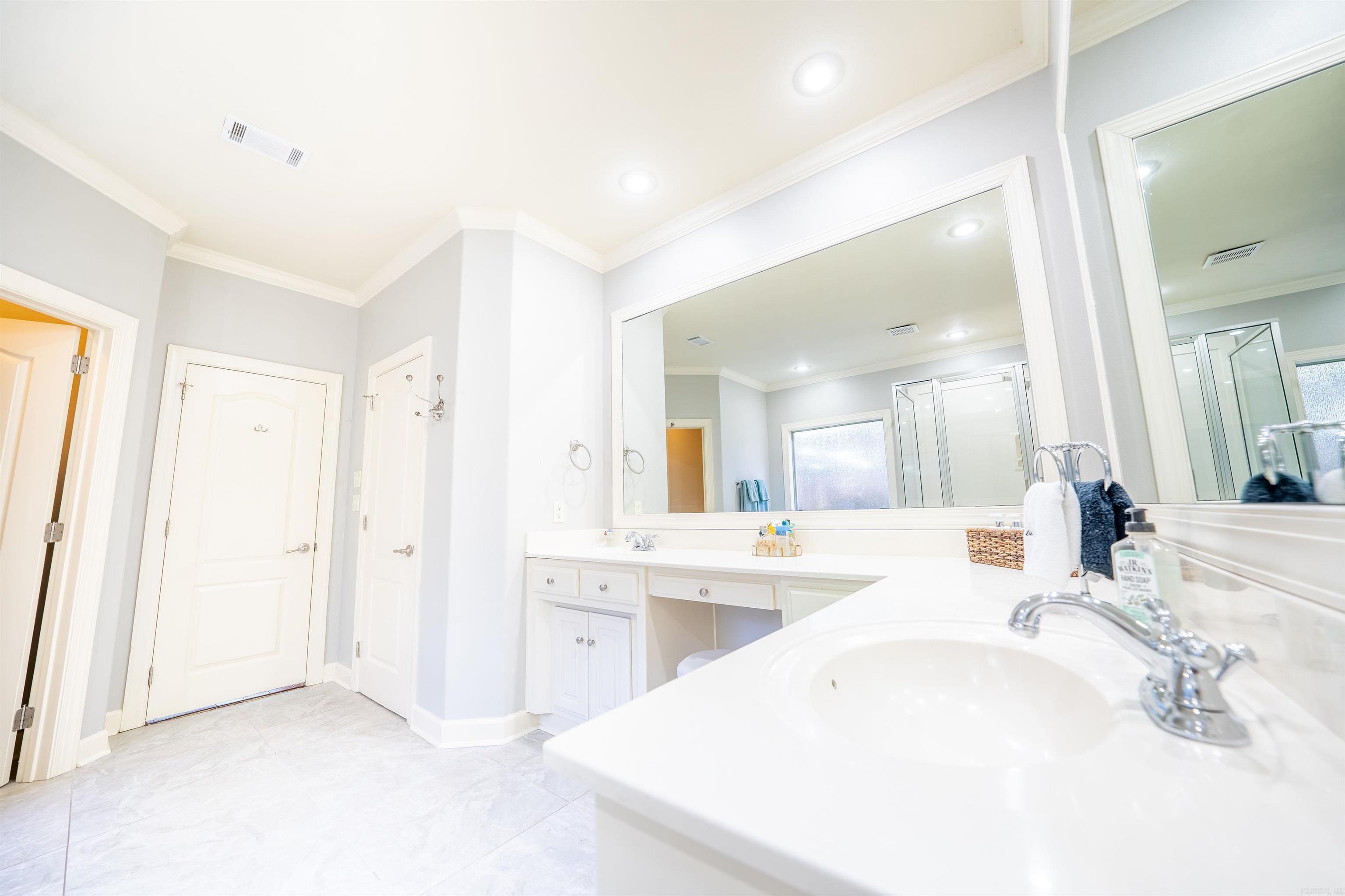 2702 Valley Park Drive