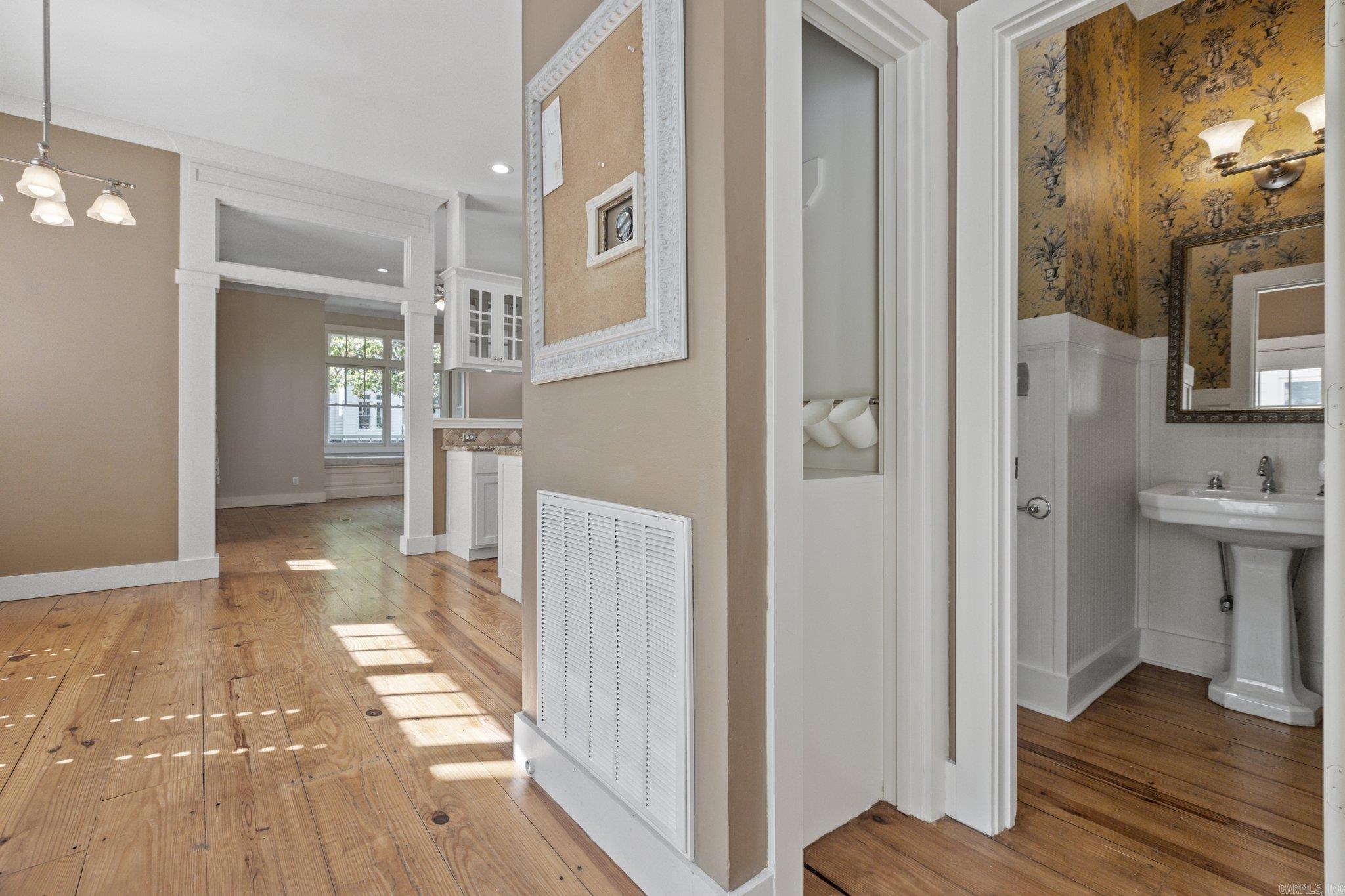 40 Deerberry Forest Circle