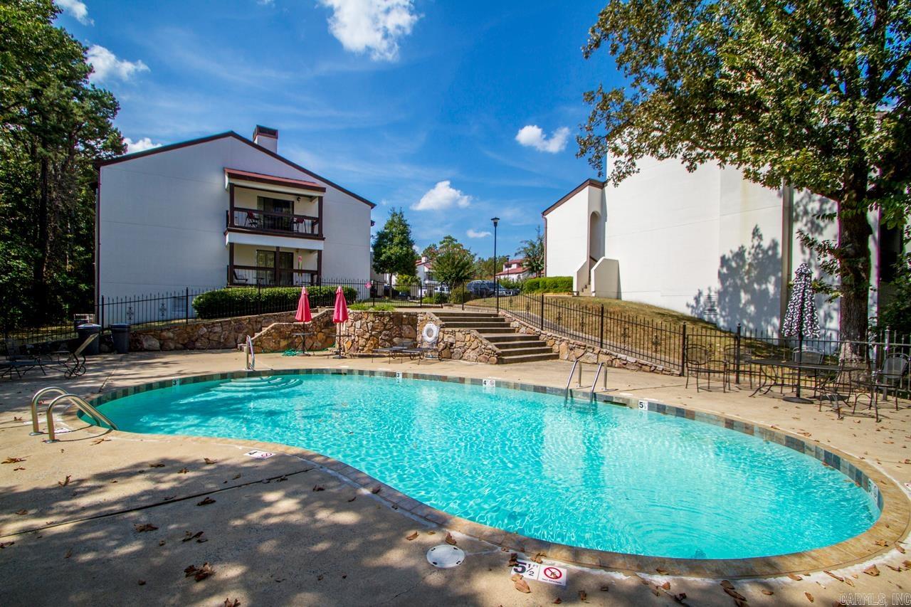 301 Kings Row #313 Drive