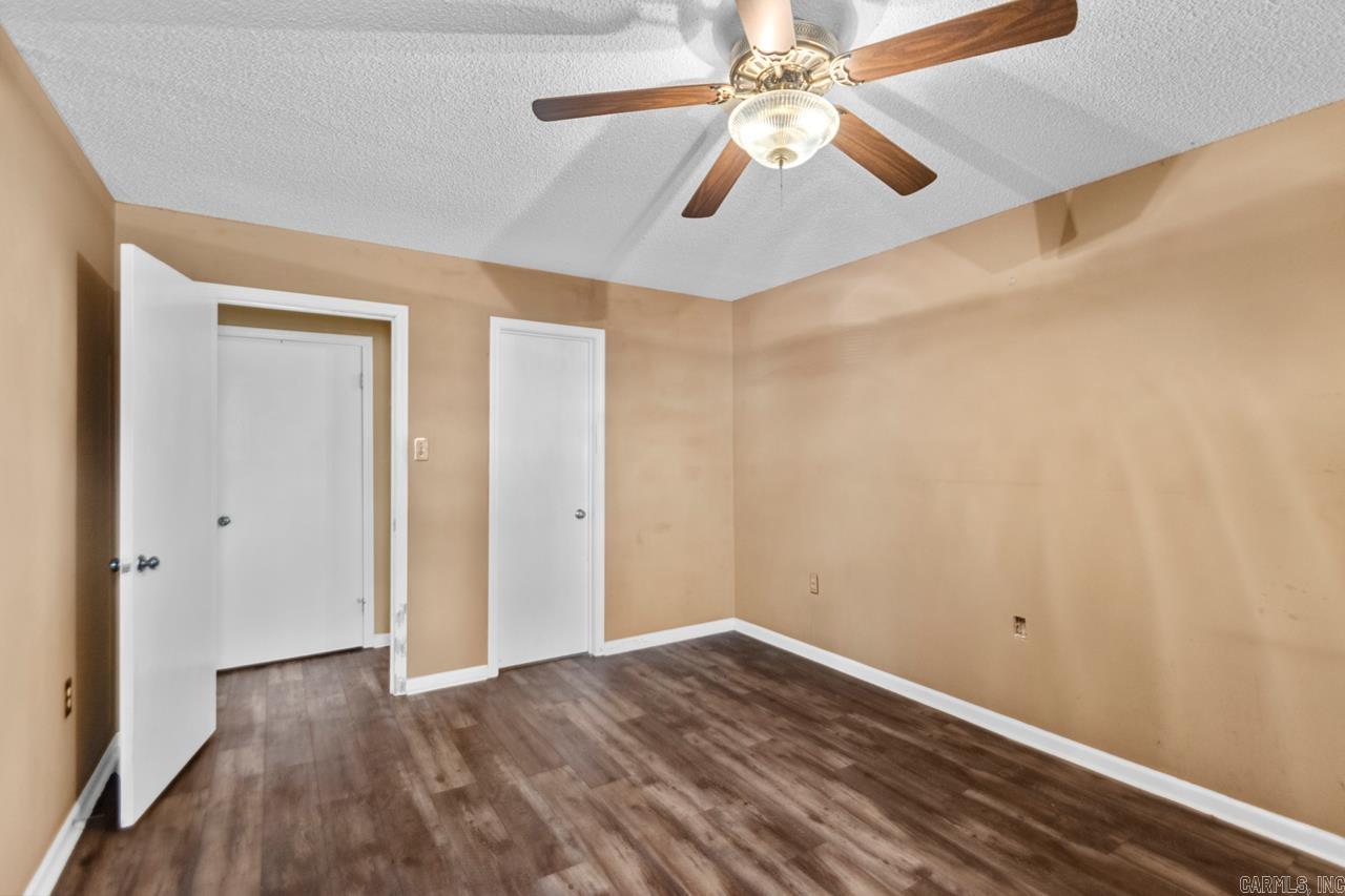 301 Kings Row #313 Drive