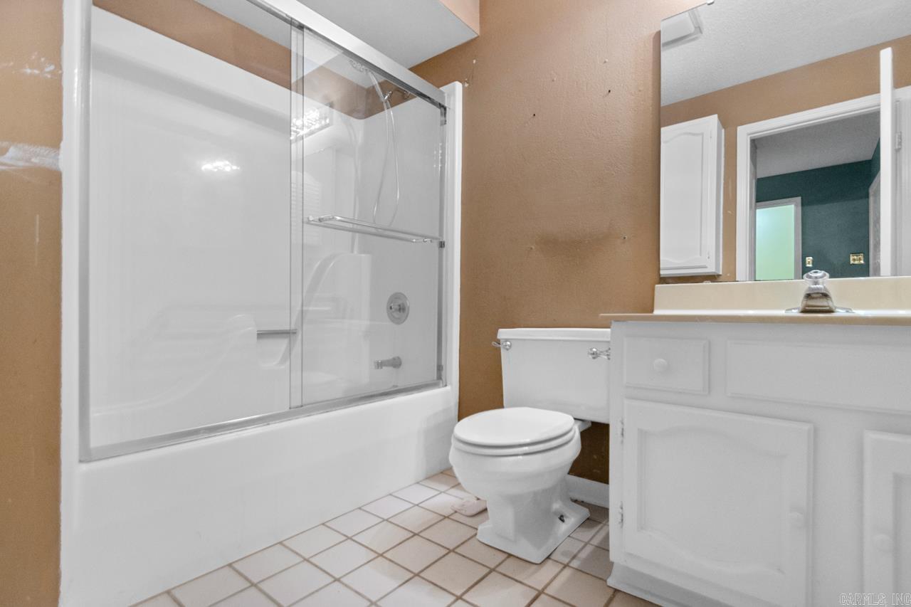 301 Kings Row #313 Drive