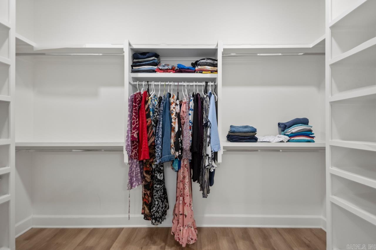 215 Kanis Ridge Drive