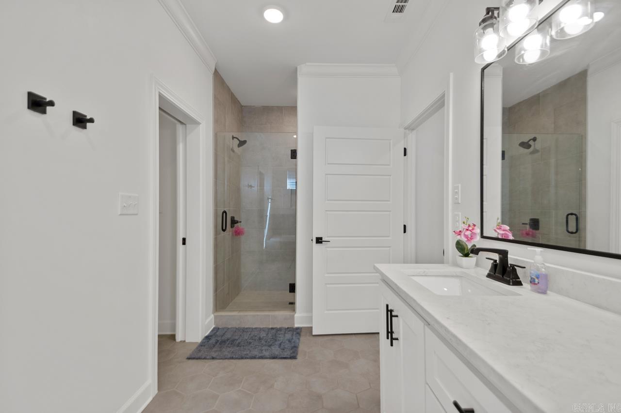 215 Kanis Ridge Drive