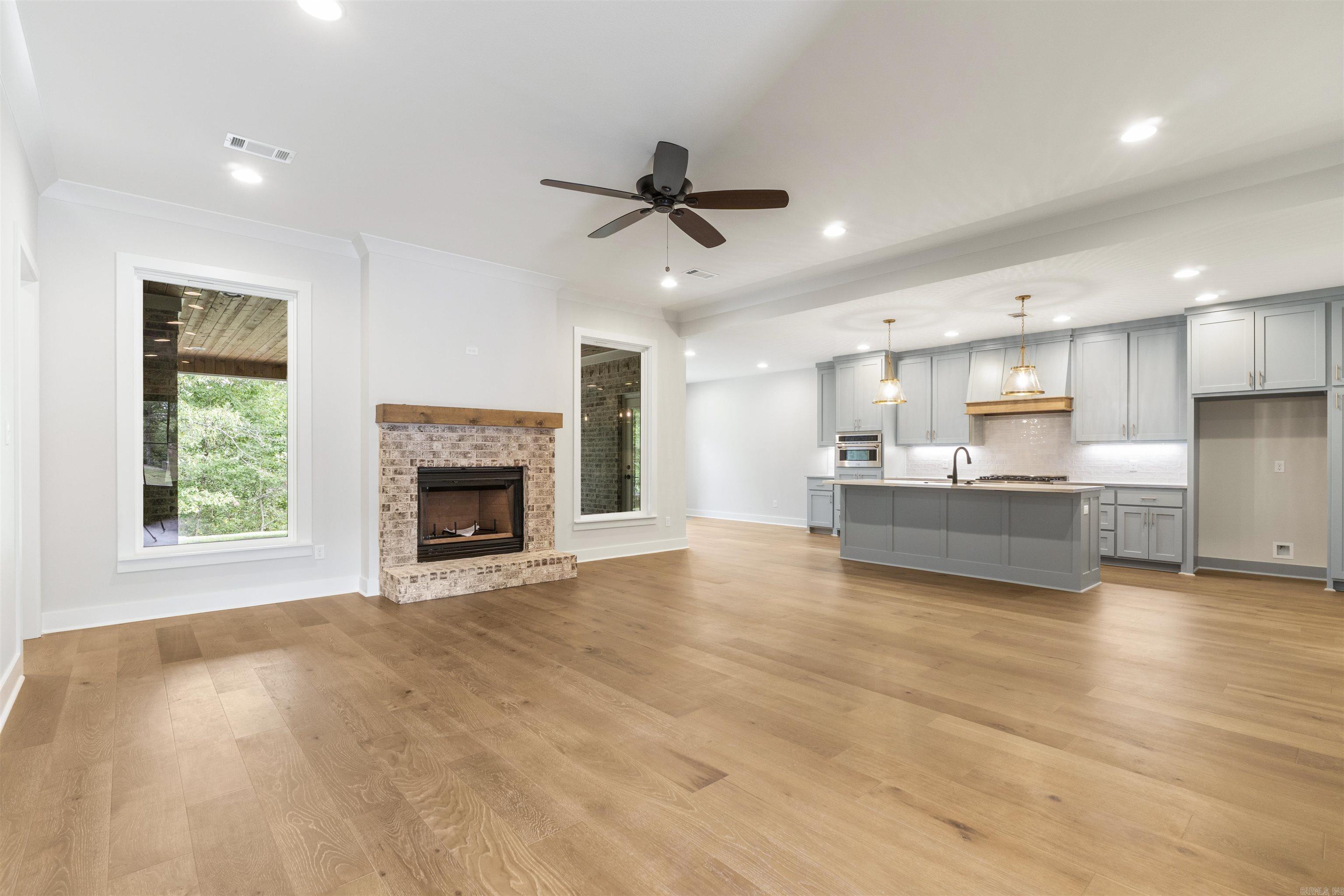 606 Glenwood Springs Drive