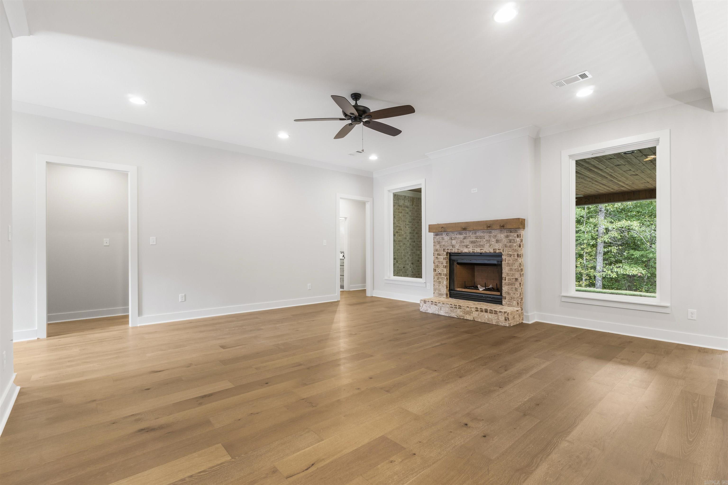 606 Glenwood Springs Drive