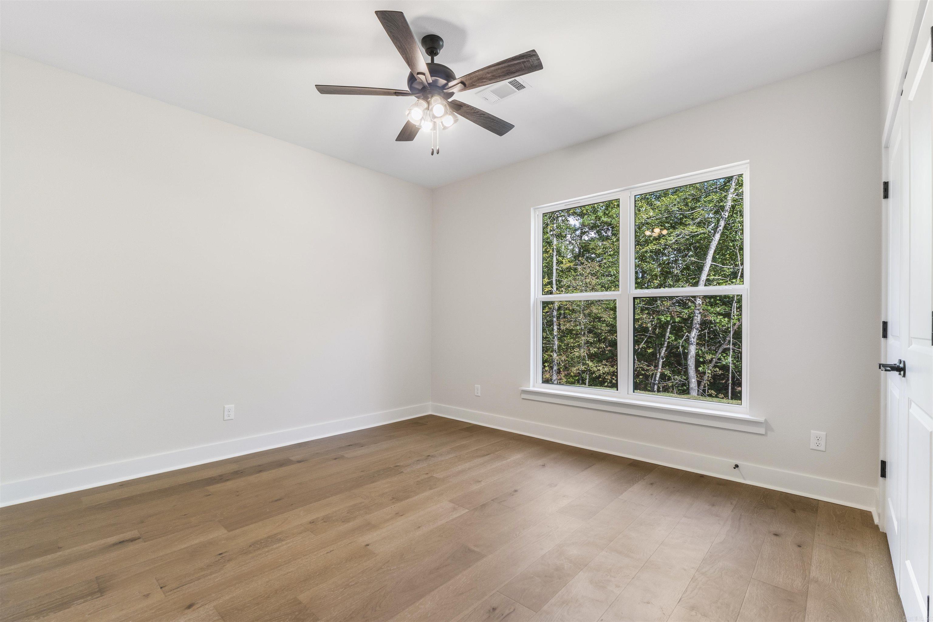 606 Glenwood Springs Drive
