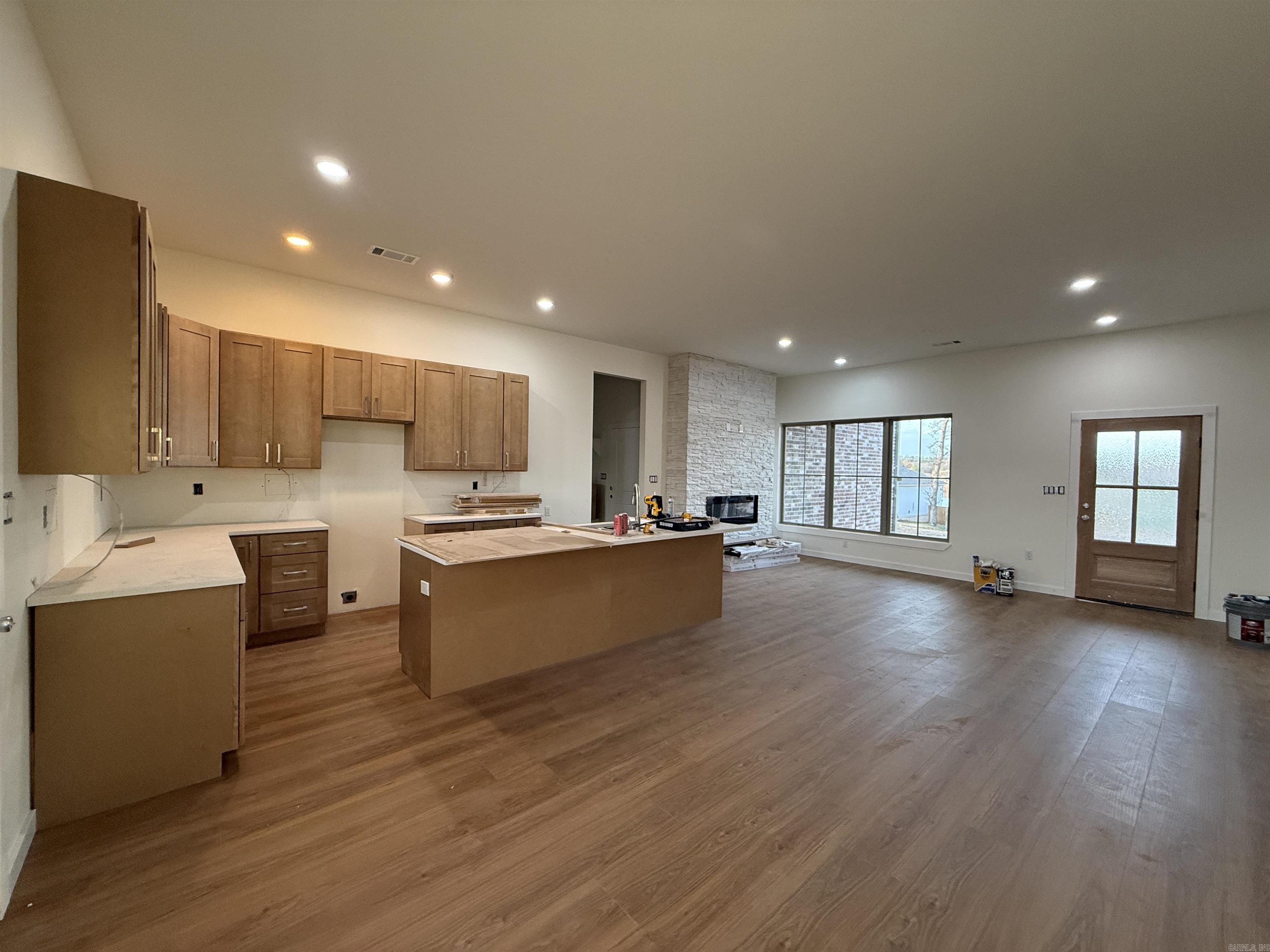 17 Cobble Hill Rd Road