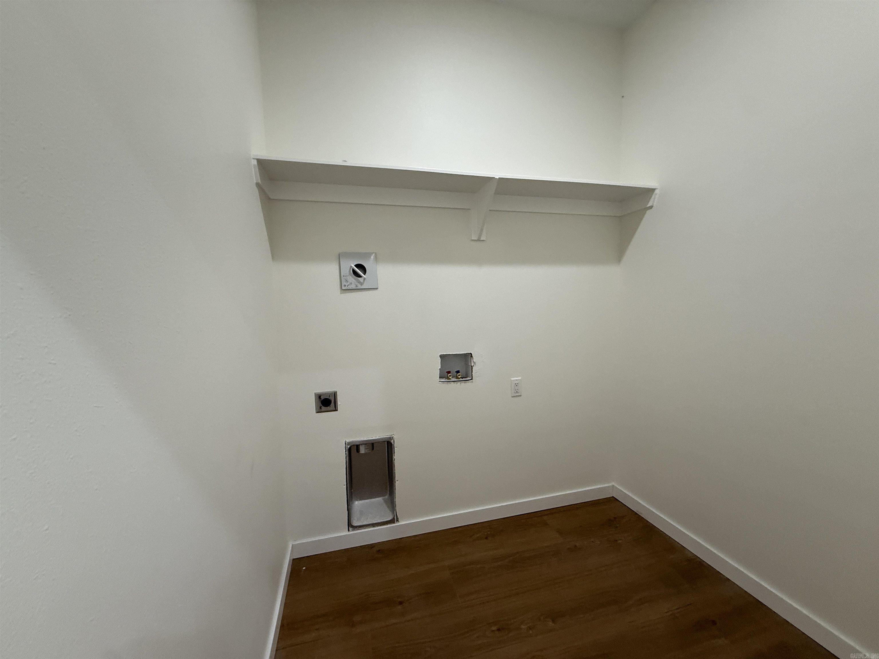 17 Cobble Hill Rd Road