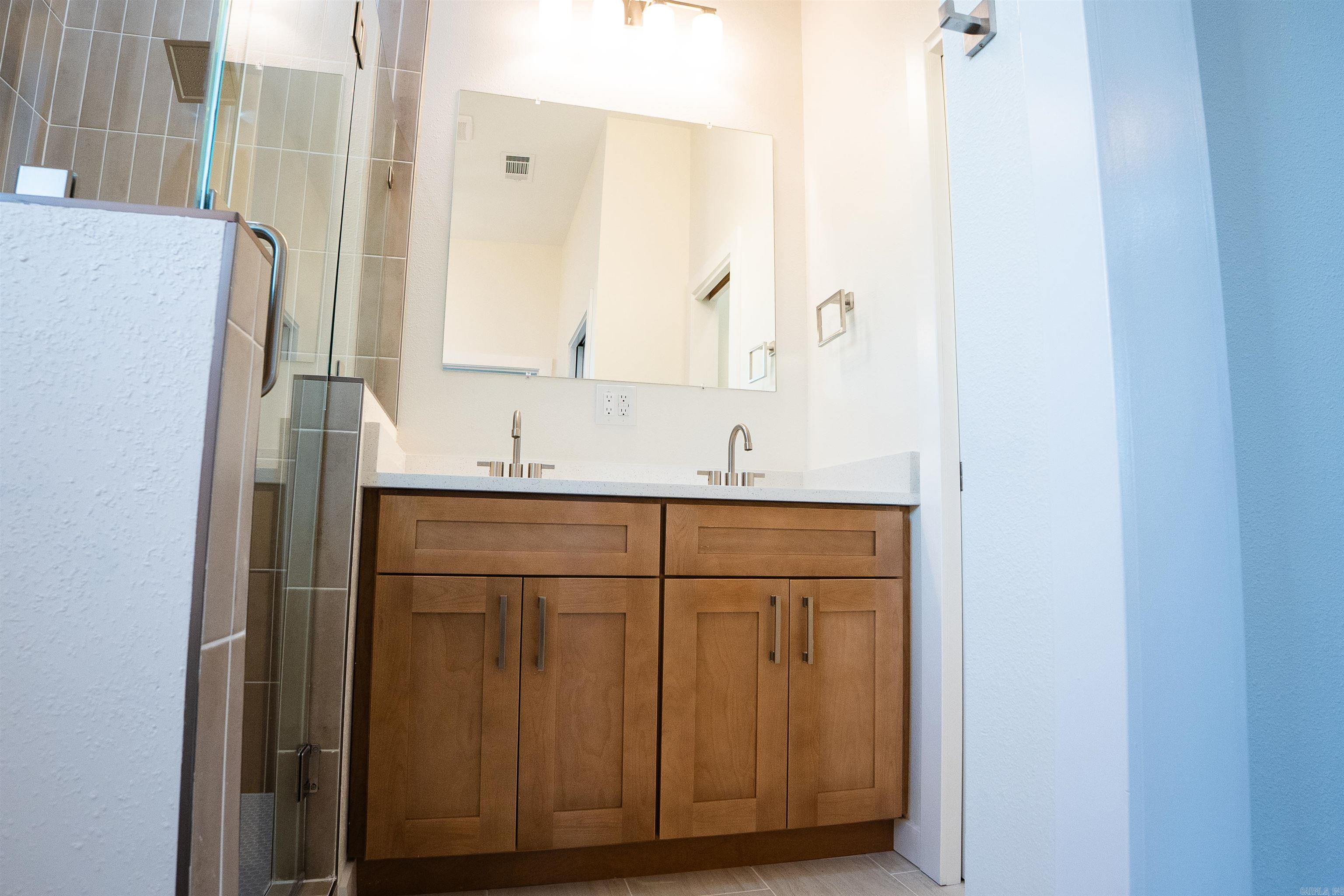 17 Cobble Hill Rd Road