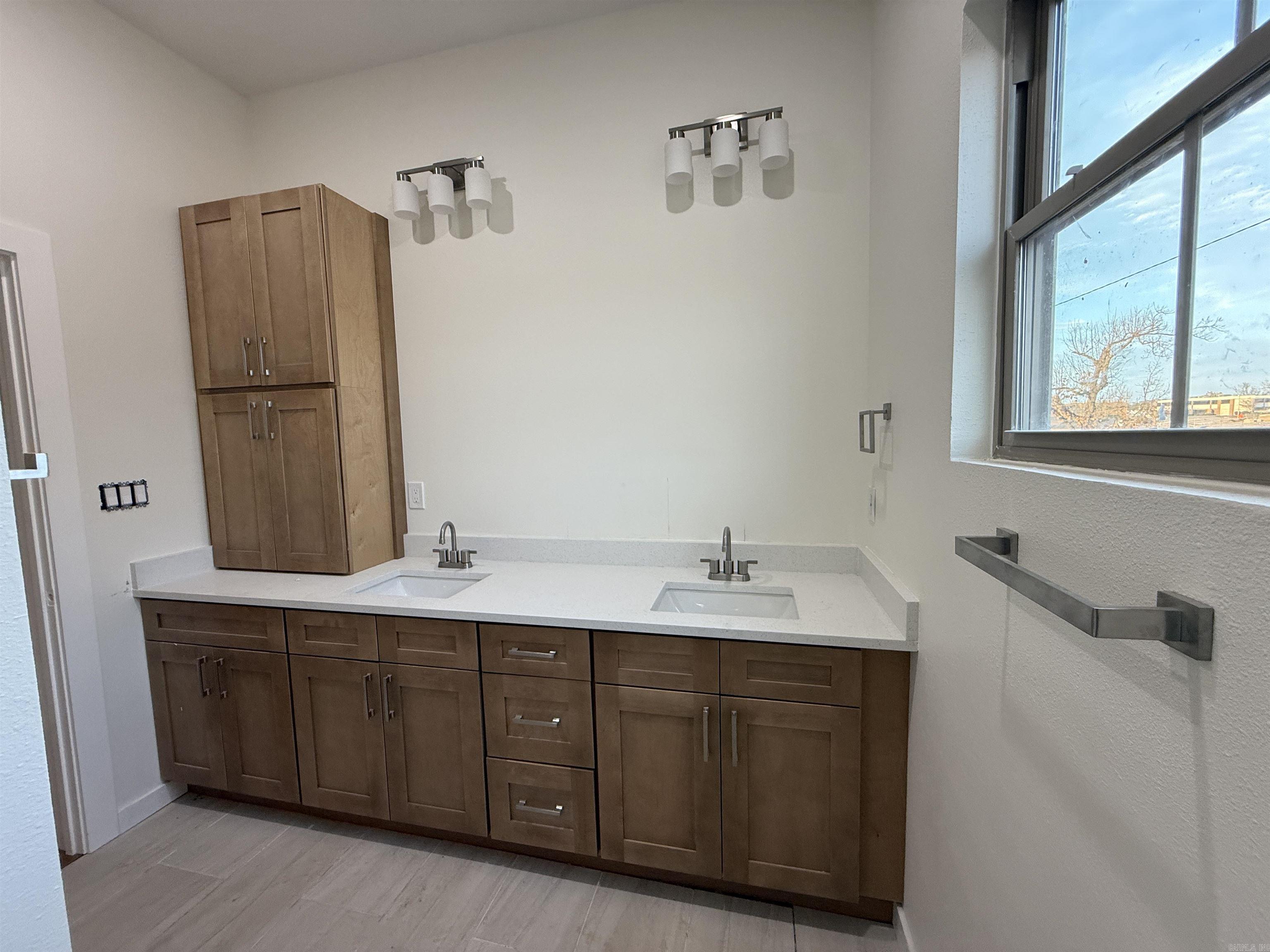 17 Cobble Hill Rd Road