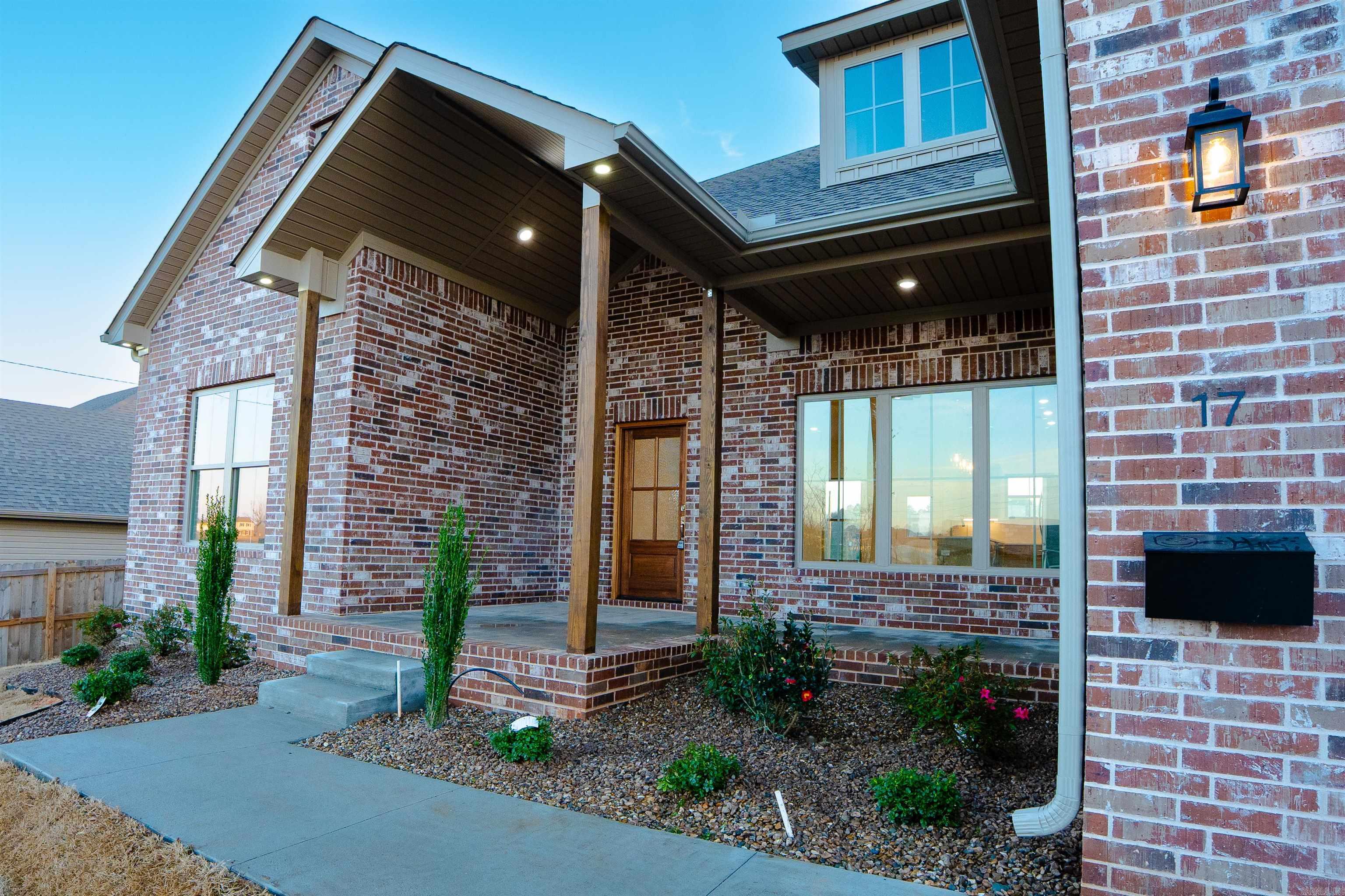 17 Cobble Hill Rd Road