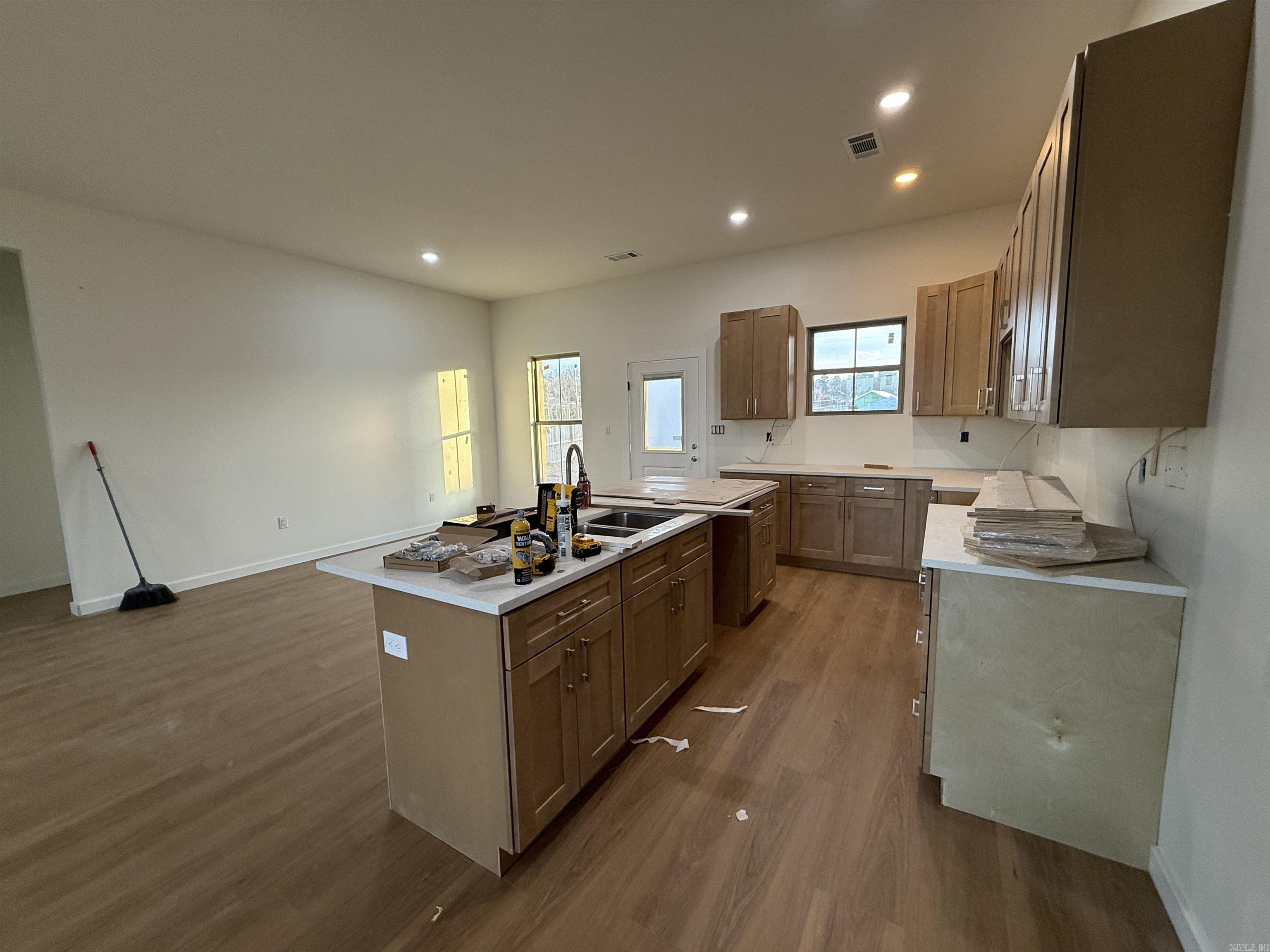 17 Cobble Hill Rd Road