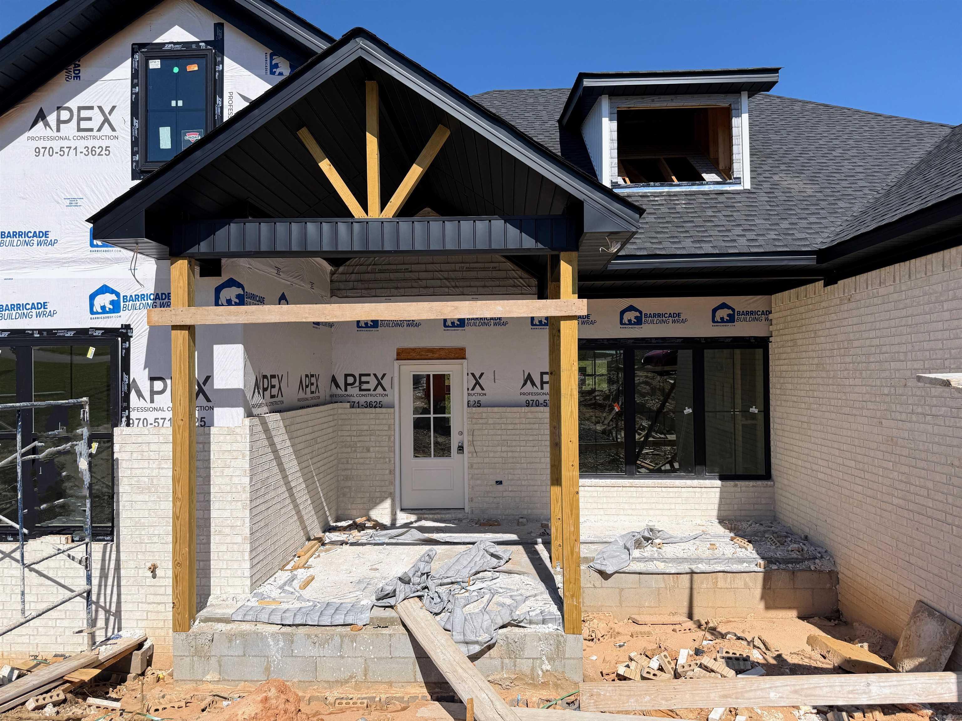 8 Cobble Hill Road