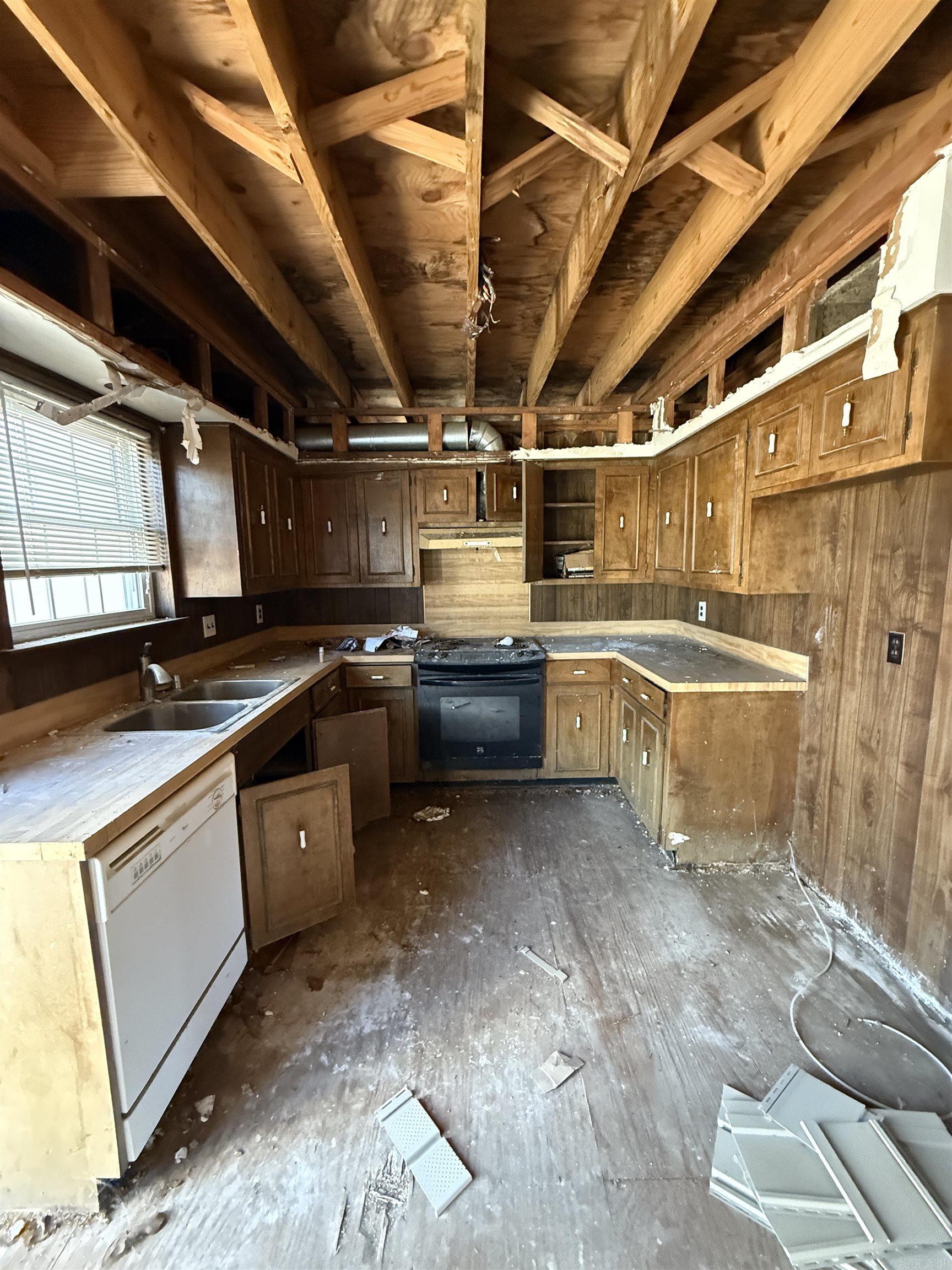 2007 Sanford Drive