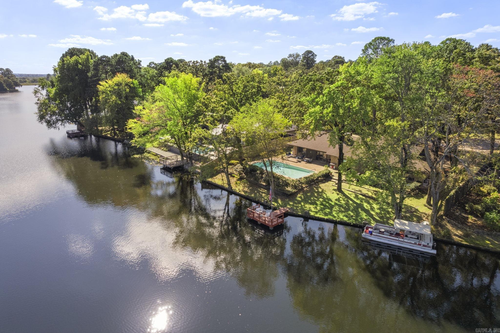 3 Pine Tree Point
