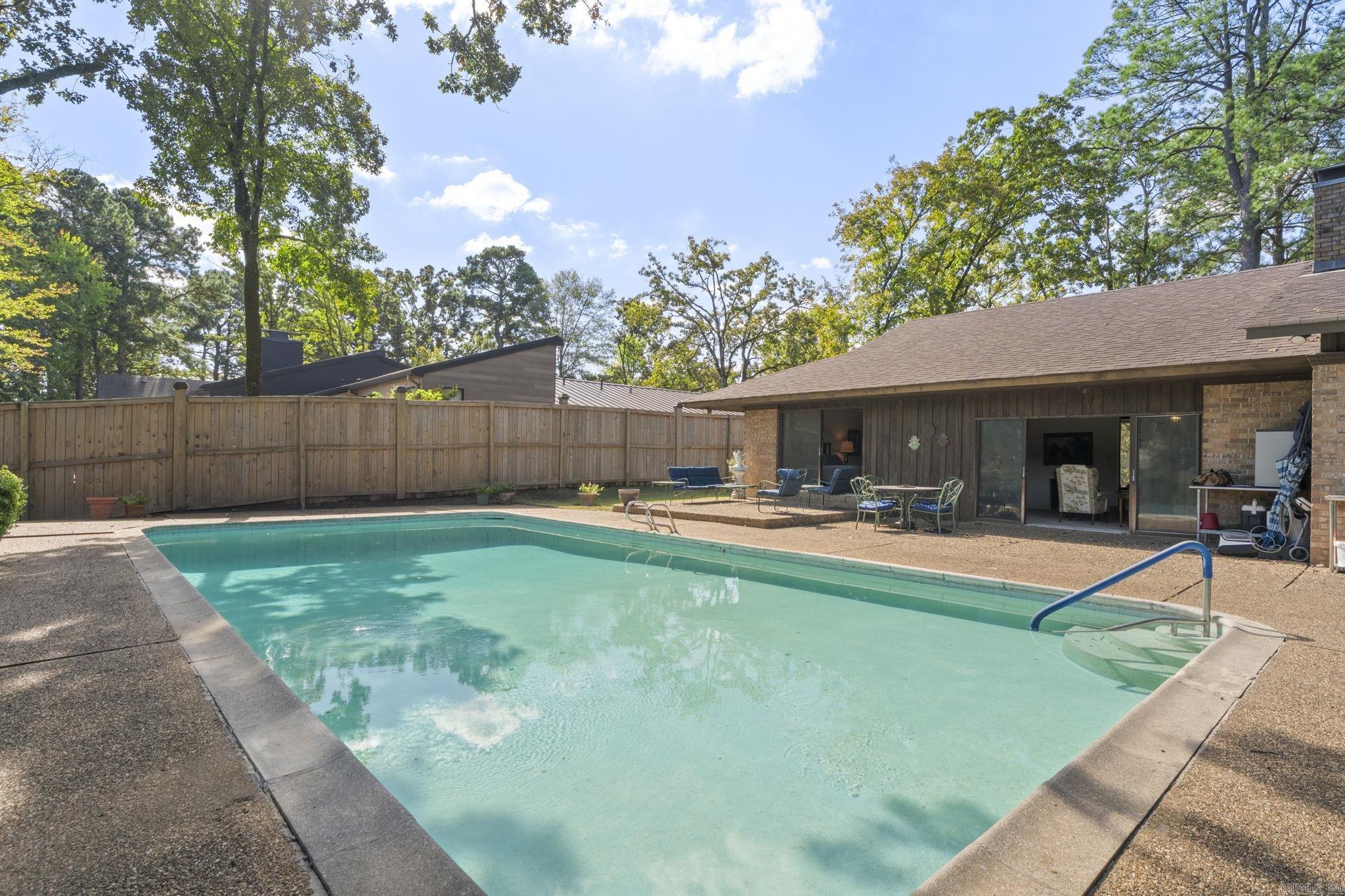 3 Pine Tree Point