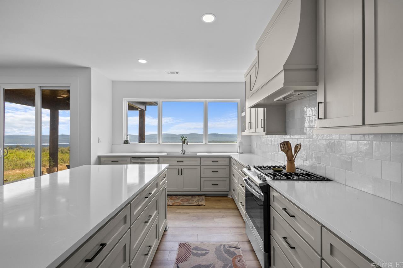 34405 Lakeview West Drive