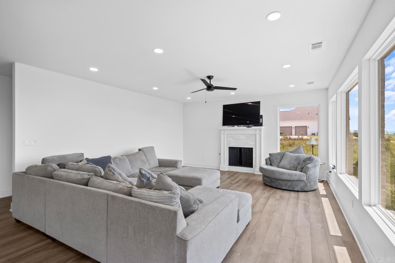 34405 Lakeview West Drive