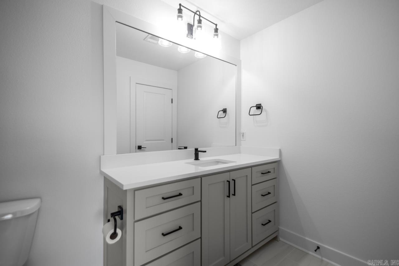 34405 Lakeview West Drive