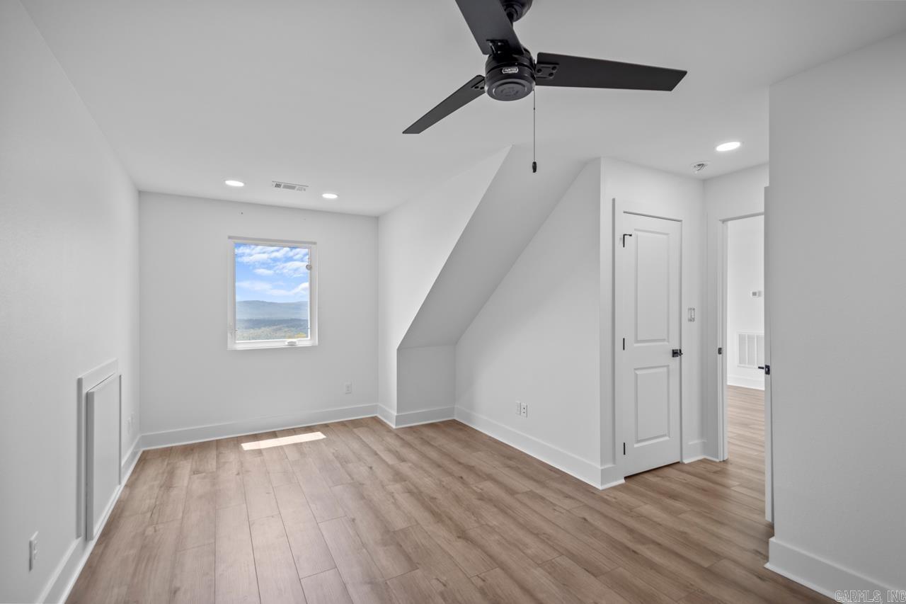 34405 Lakeview West Drive