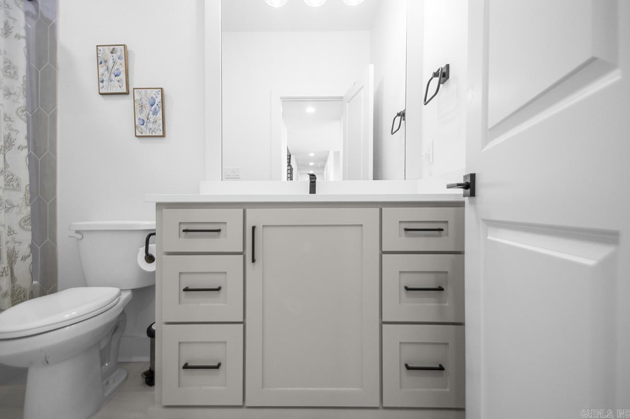 34405 Lakeview West Drive