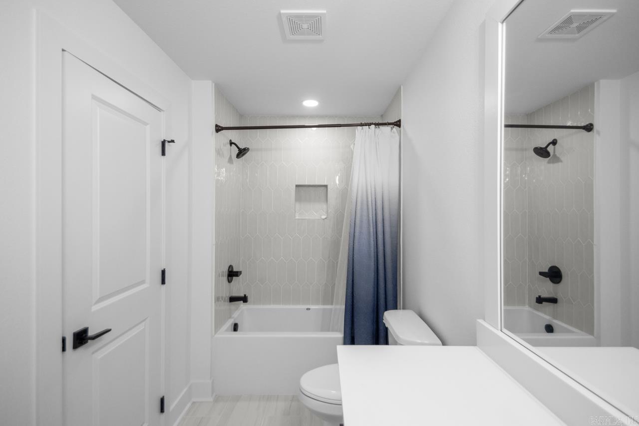 34405 Lakeview West Drive