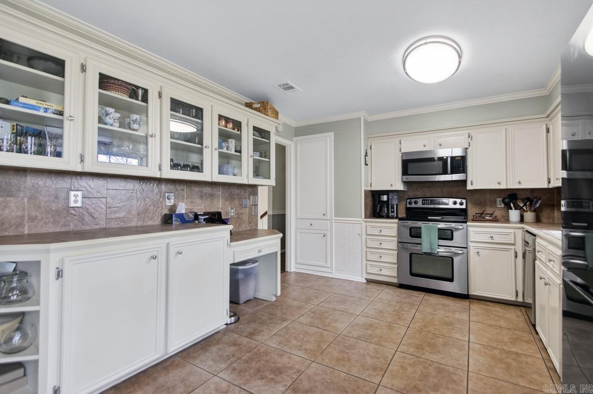 12741 Southridge Dr Drive