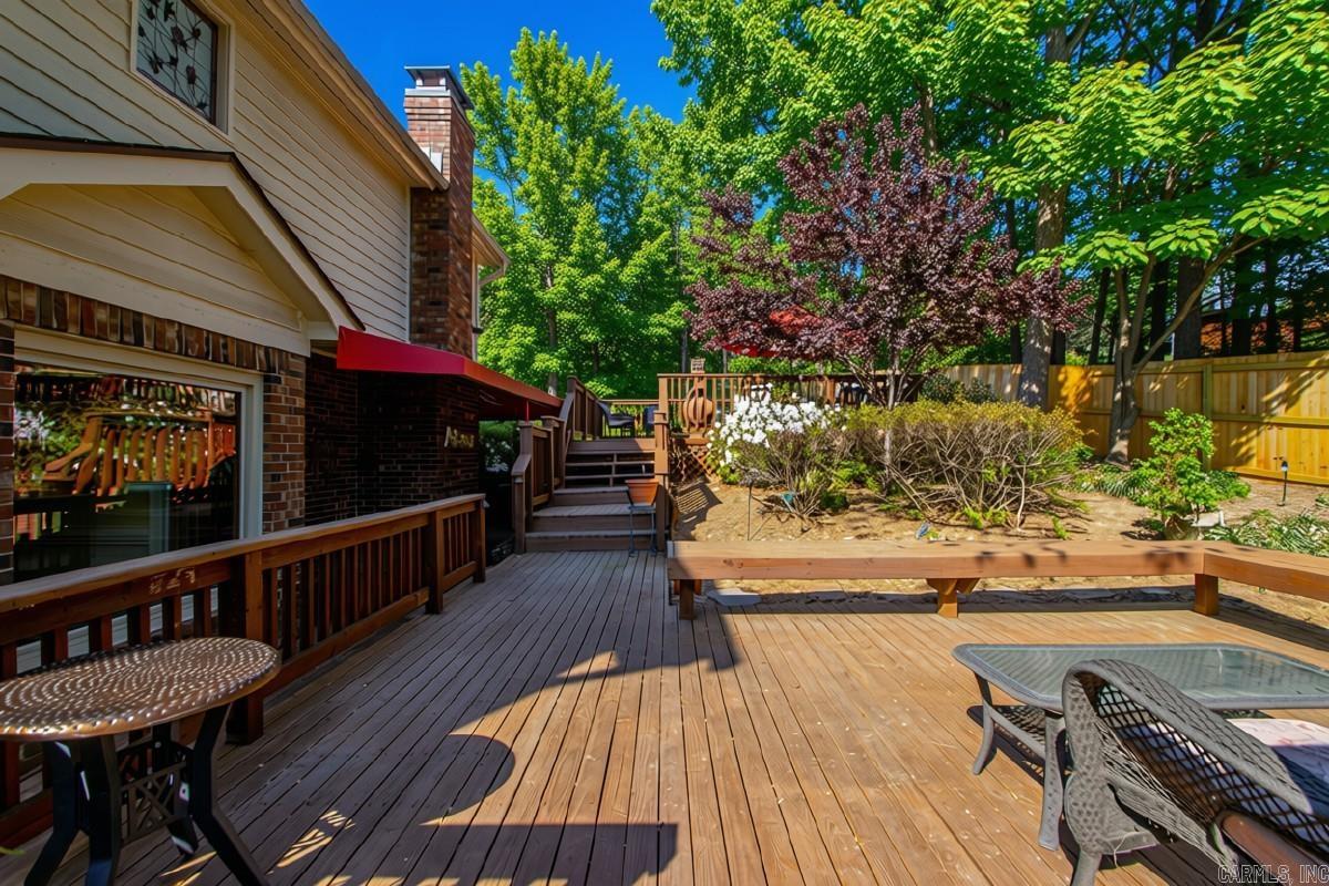 3 Longview Cove