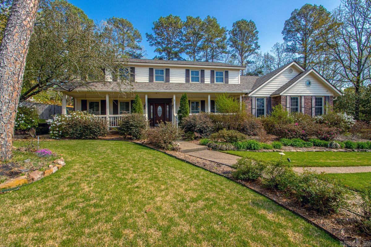 3 Longview Cove