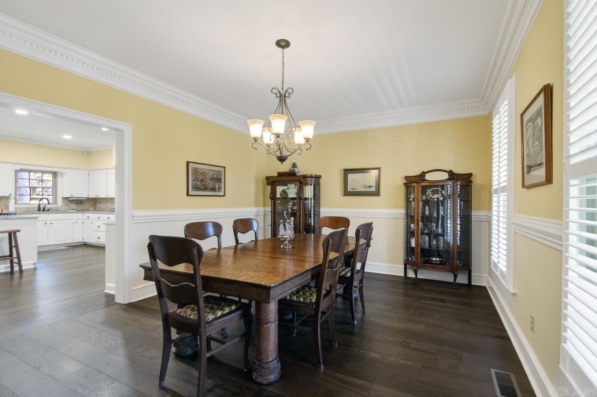 3 Longview Cove