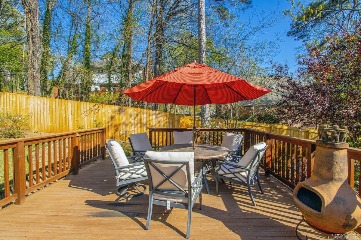 3 Longview Cove
