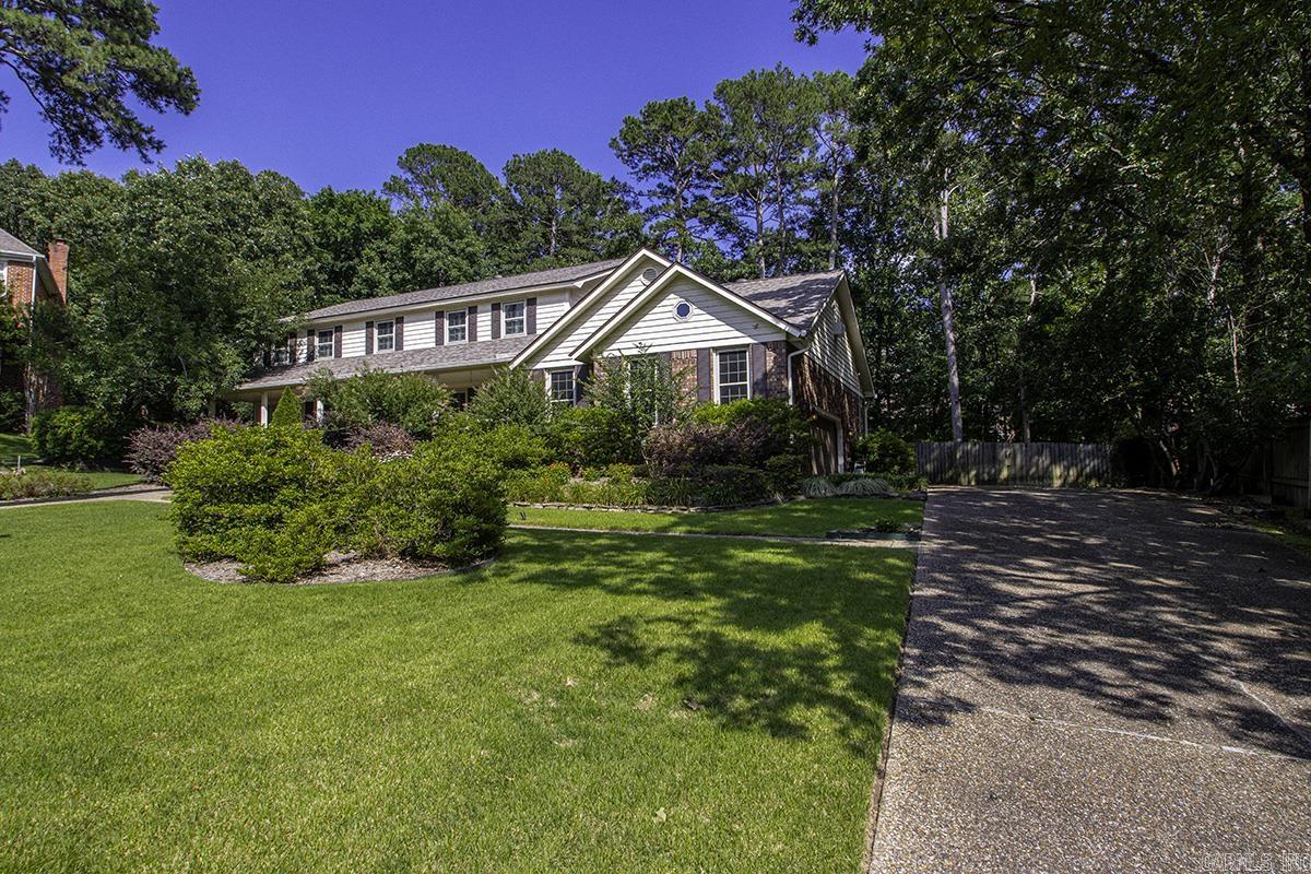 3 Longview Cove